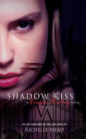 Shadow Kiss - Richelle Mead - book cover